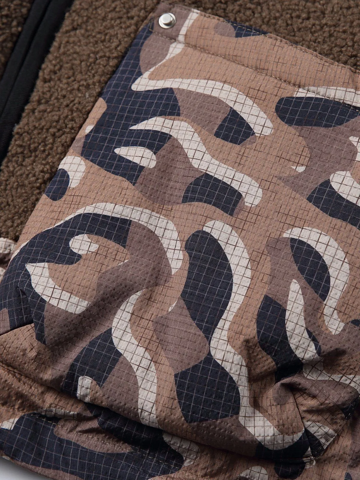 Aelfric Eden Coffee Camouflage Down Vest